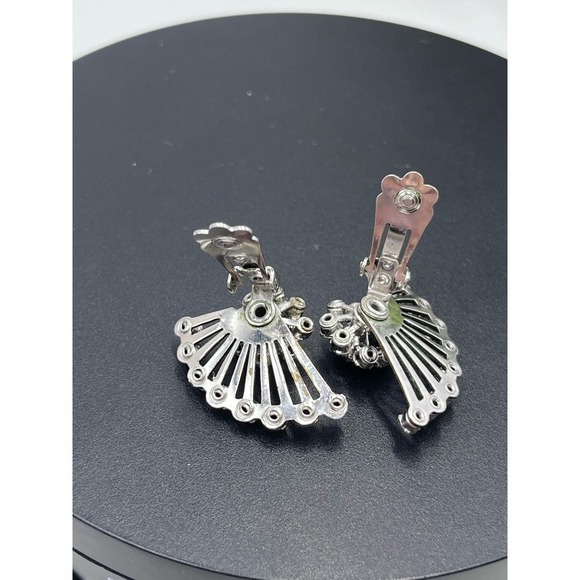 Coro Vintage Signed Rhinestone Clip-On Fan Silver Tone Black Crystal Earrings - Picture 8 of 16